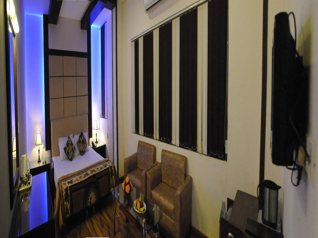 HOTEL DOON