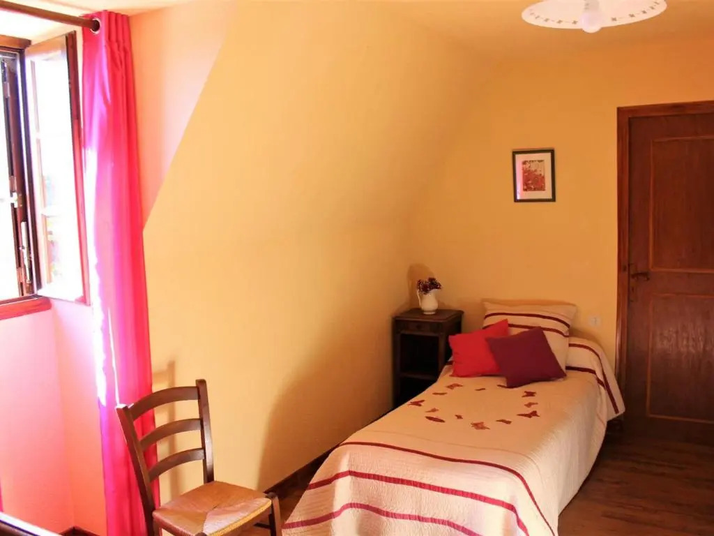 Gîte Salignac-Eyvigues, 4 pièces, 6 personnes - FR-1-616-88