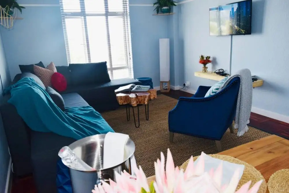 Elegant 1 Bedroom Apartment in Gardens
