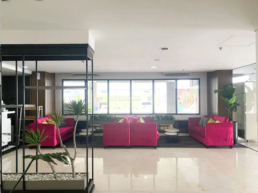 Tidy And Restful Studio At Monroe Tower Apartment