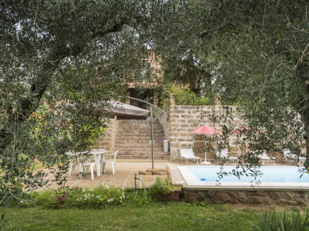 Holiday Home Casale Ai Noccioli - LVC165 by Interhome
