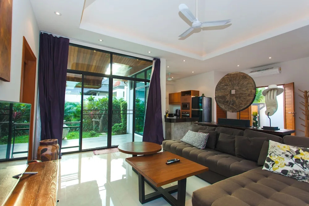 Emotion 1 Villa by G Estate