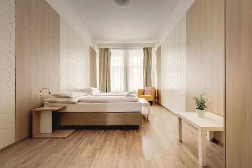 Bright Prague Castle Apartments