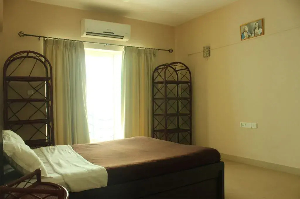 OYO 9172 Home with Pool 1 BHK Vagator Beach