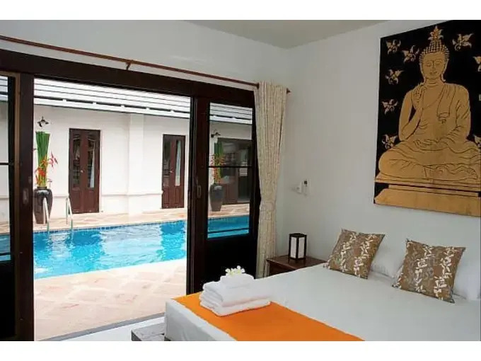 4 Bedroom Private Bali Style Villa HH6