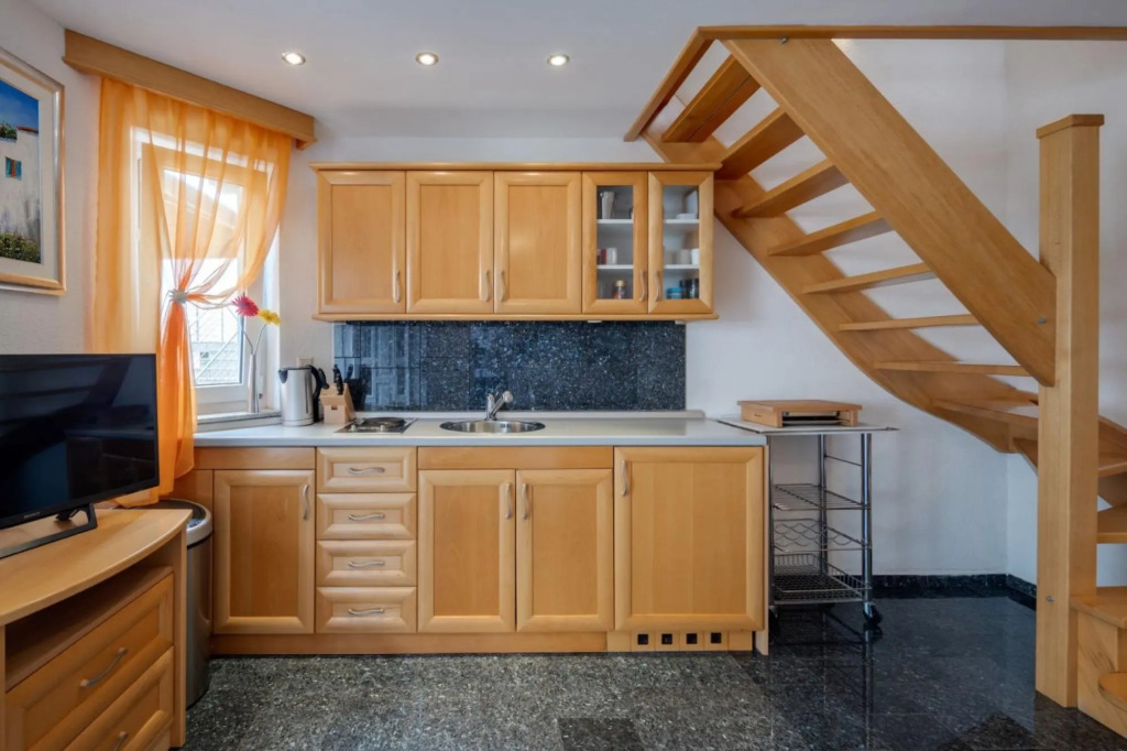Miro - A2 Maisonette