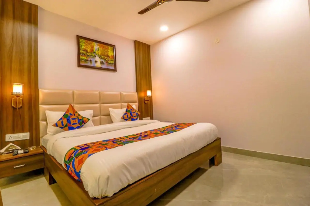 FabHotel Prime K9 Regency