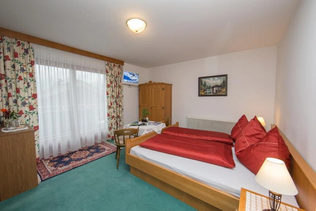Hölzl Bed & Breakfast