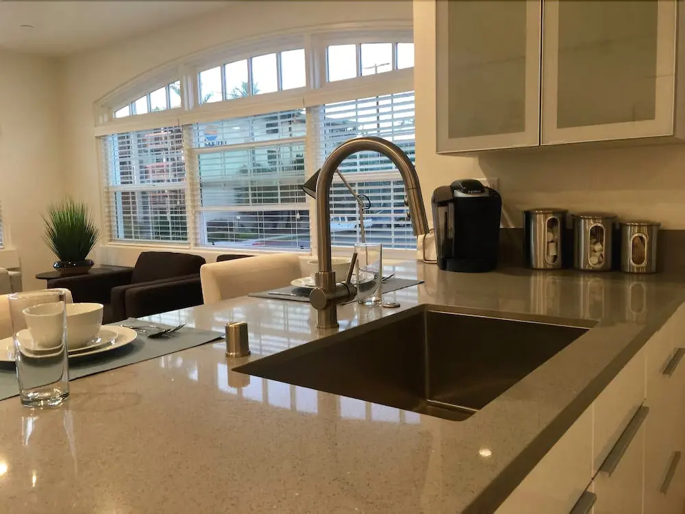151 West Kalmia Street Executive 2BR