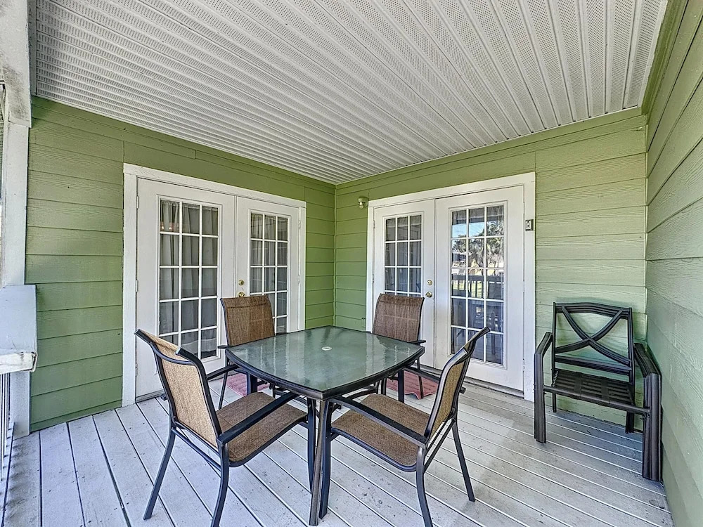 Lovely 3 bed Condo Near Disney Quiet Community