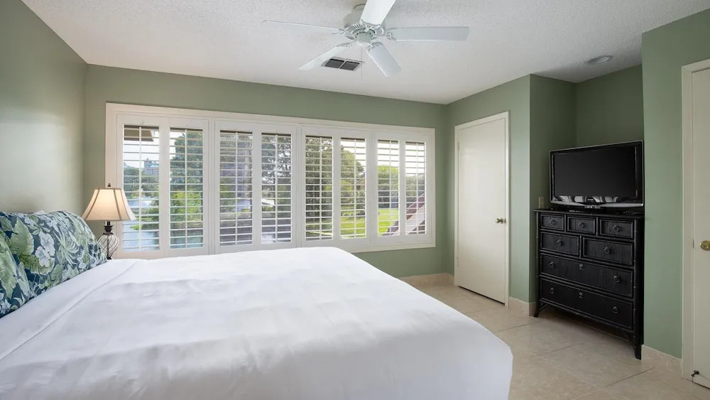 Beachwalk Villa 5168 G 2BR BA 6