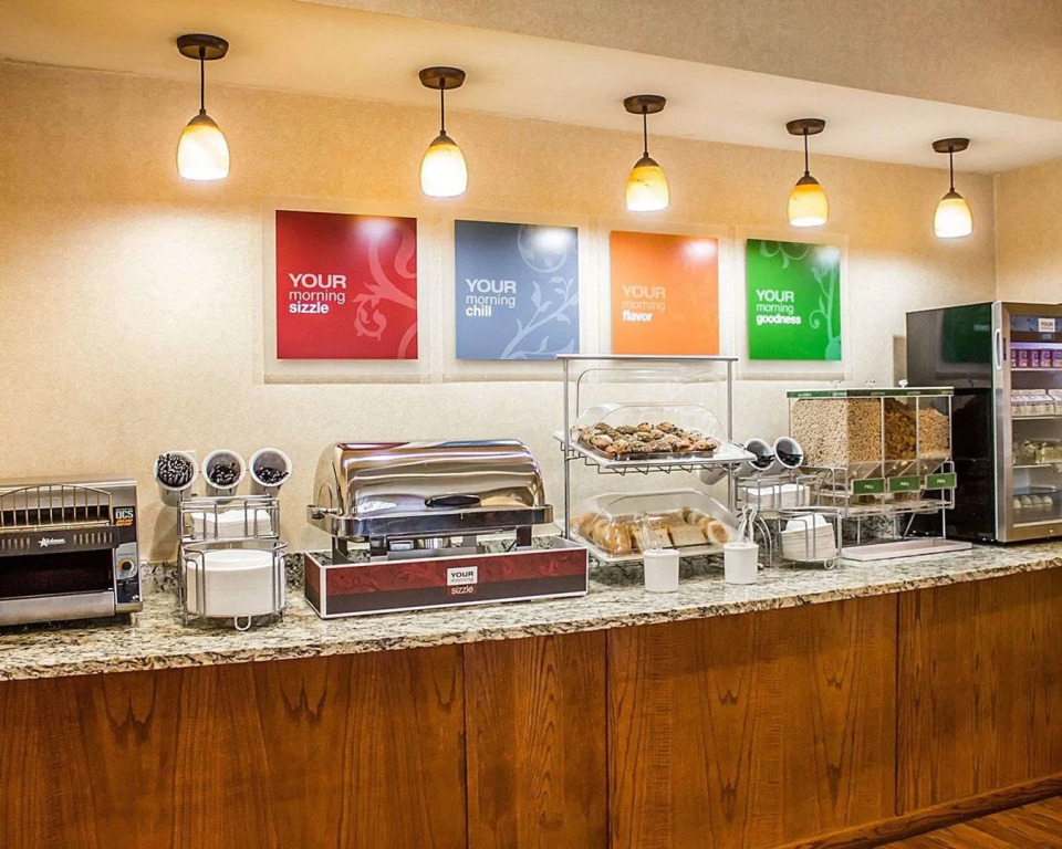 Holiday Inn Cheshire - Southington by IHG