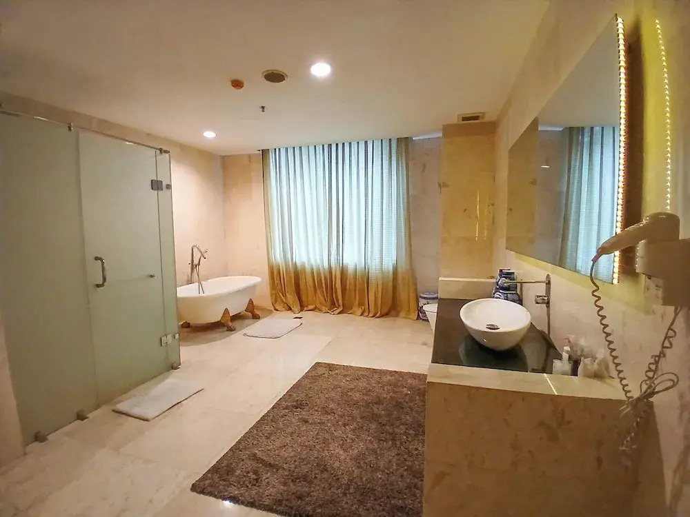 NAM Kemayoran Hotel, Ballroom & Resto
