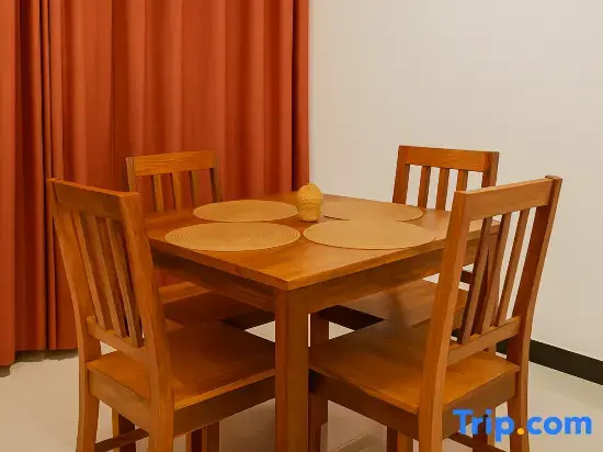 Uroa Beachfront 2BR • Balcony • Free Wi-Fi