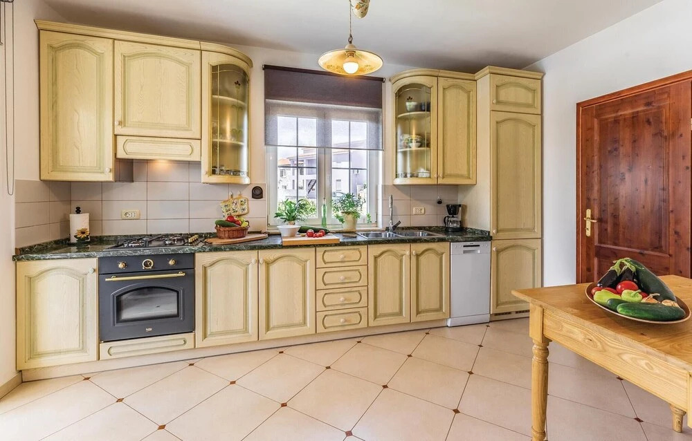 Gorgeous Home In Marcana