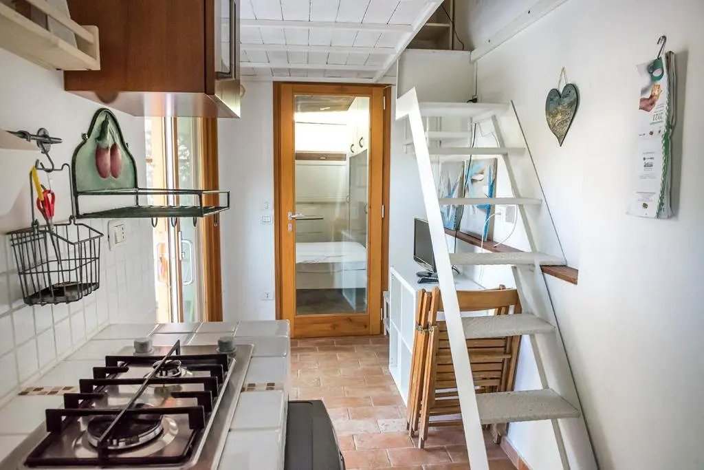 M225 - Marcelli, nuovo monolocale con giardino
