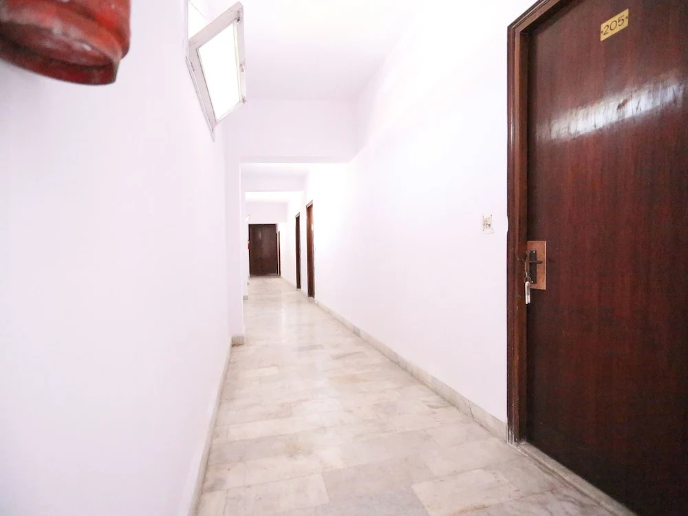 Shivmurti Grand by UV Stays