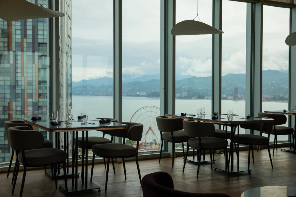 Radisson Blu Hotel Батуми
