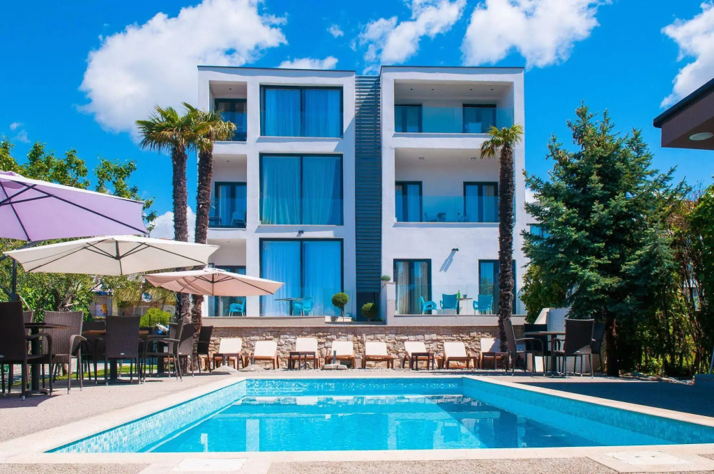 Beach Hotel Božikovina