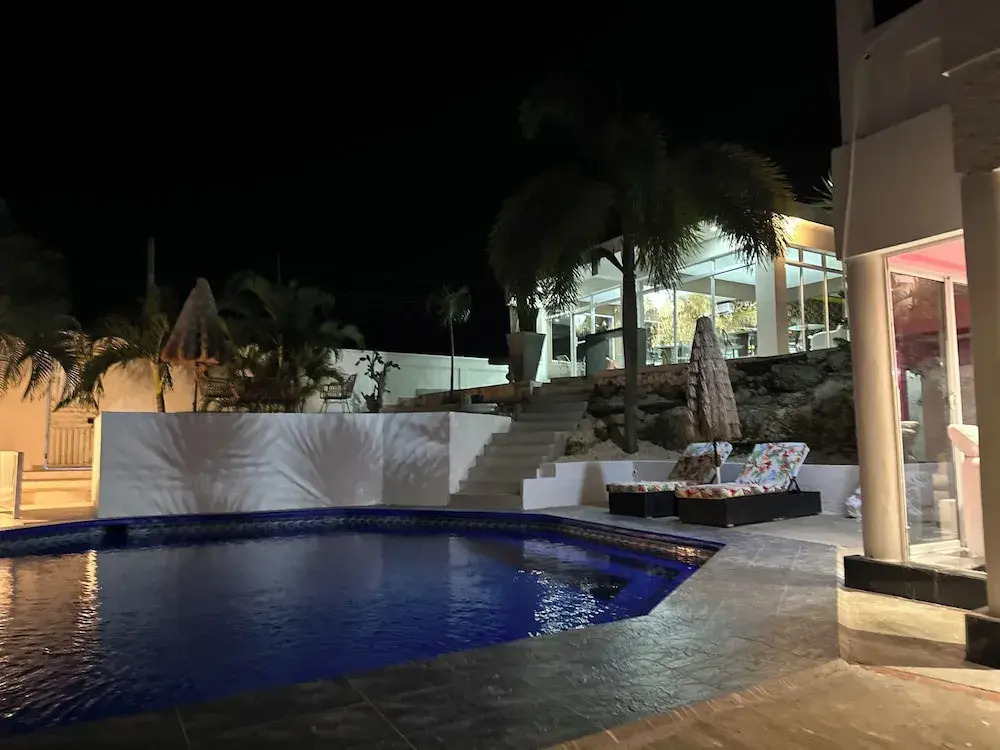 Onyx luxury rd