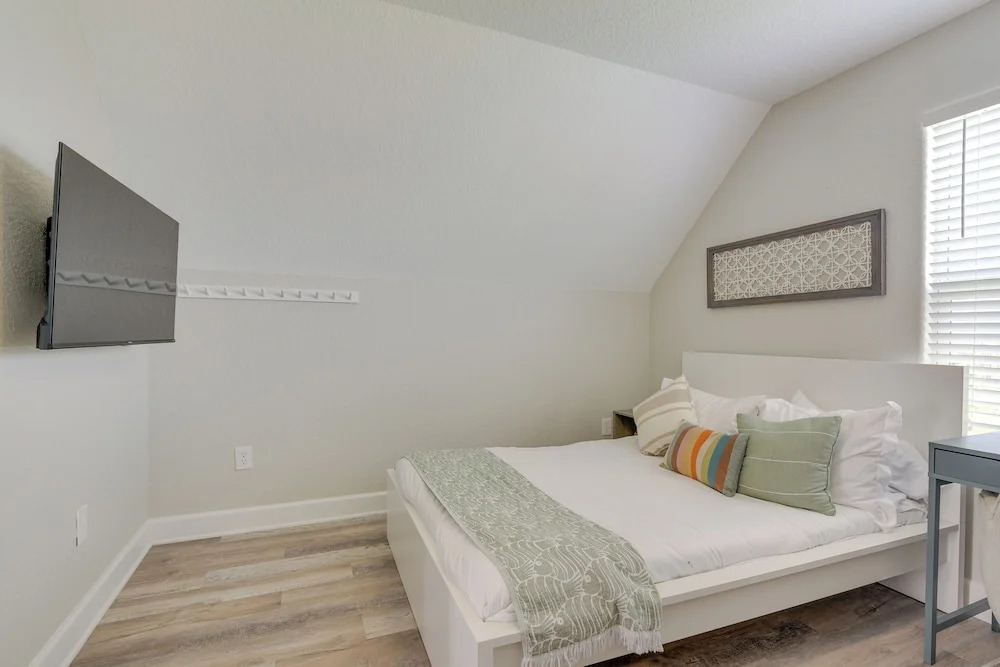 Walk to Water: Family-friendly Surfside Beach Home
