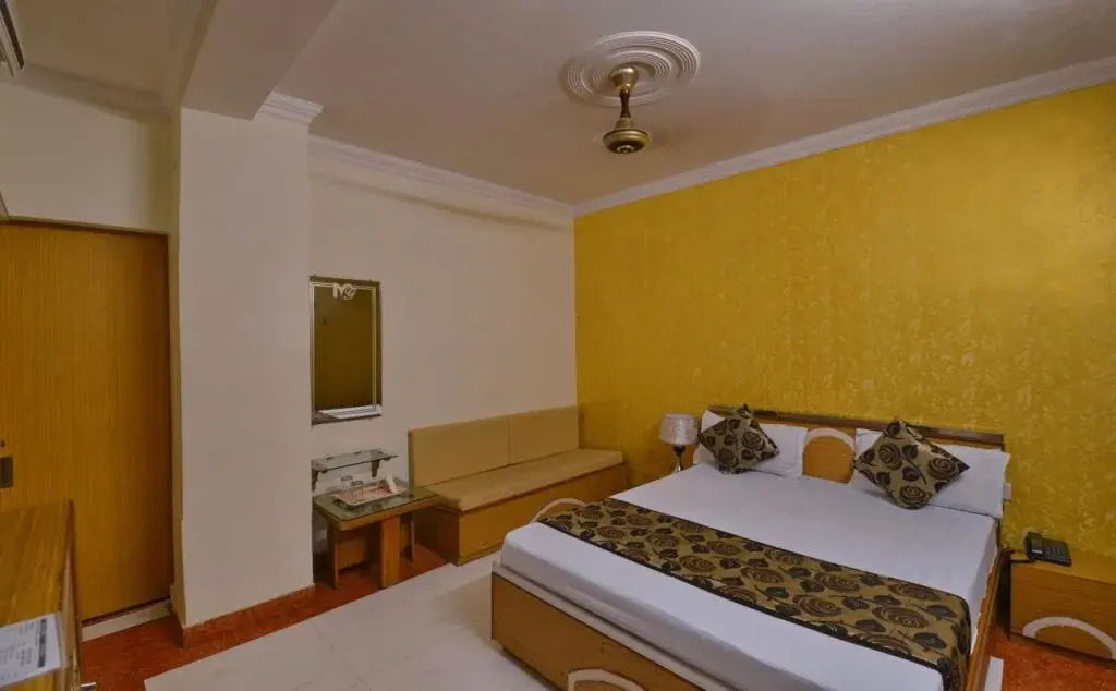 Hotel R S Residency