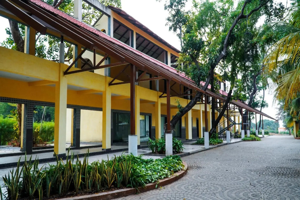 Shanti Resorts