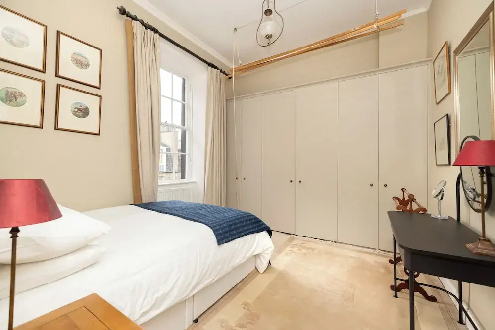 Luxury Family Flat in Edinburgh New Town