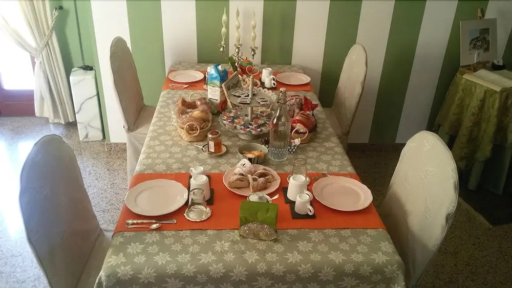 B&B LAlbero Di Antonia