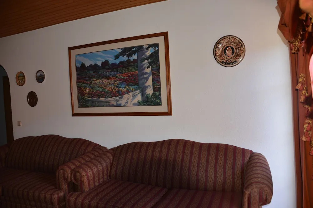Mountain View Rooms