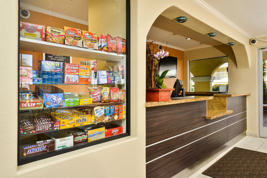 Econo Lodge Inn & Suites El Cajon San Diego East