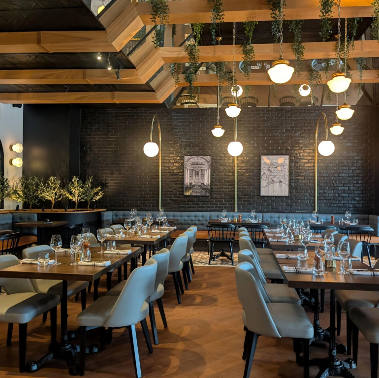 Holiday Inn Laval Montreal by IHG