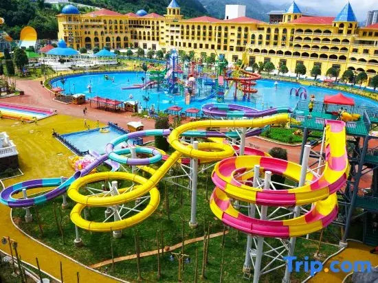Libo Ice Snow Water World Theme Hotel
