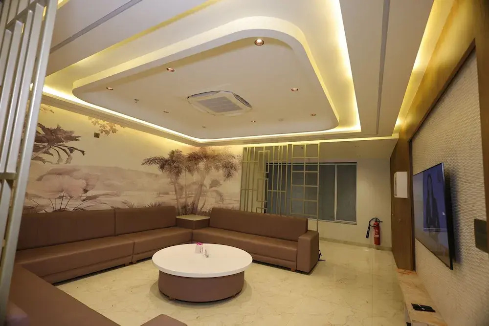 Hotel The Crown Inn Jhunjhunu