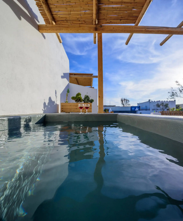 Athiri Luxury Suites