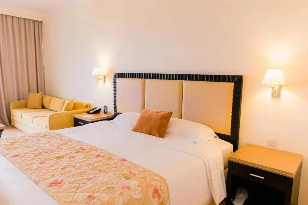 Elias Beach Hotel