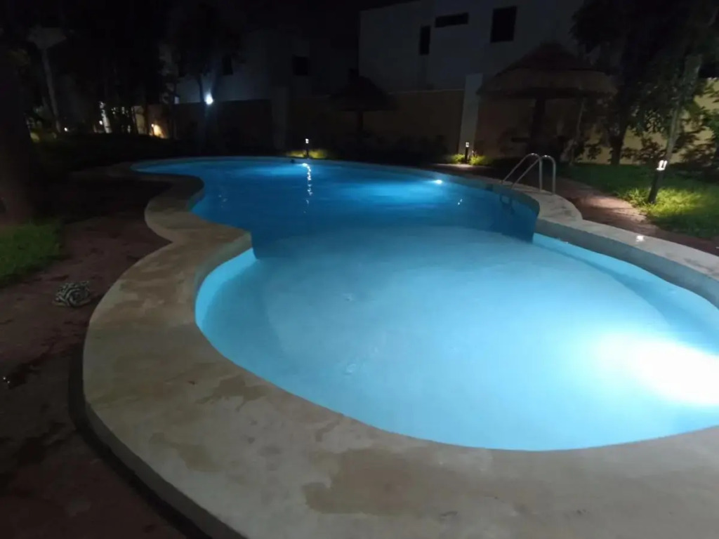 Casa en privada con alberca, Excelente para vacaciones y descanso