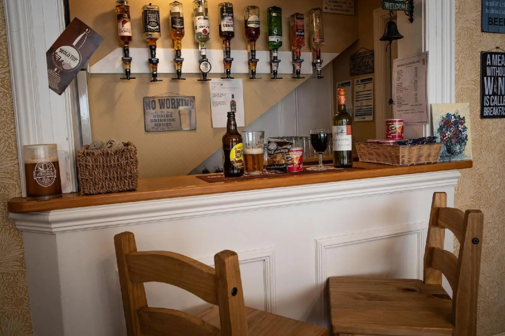 The Raincliffe Hotel