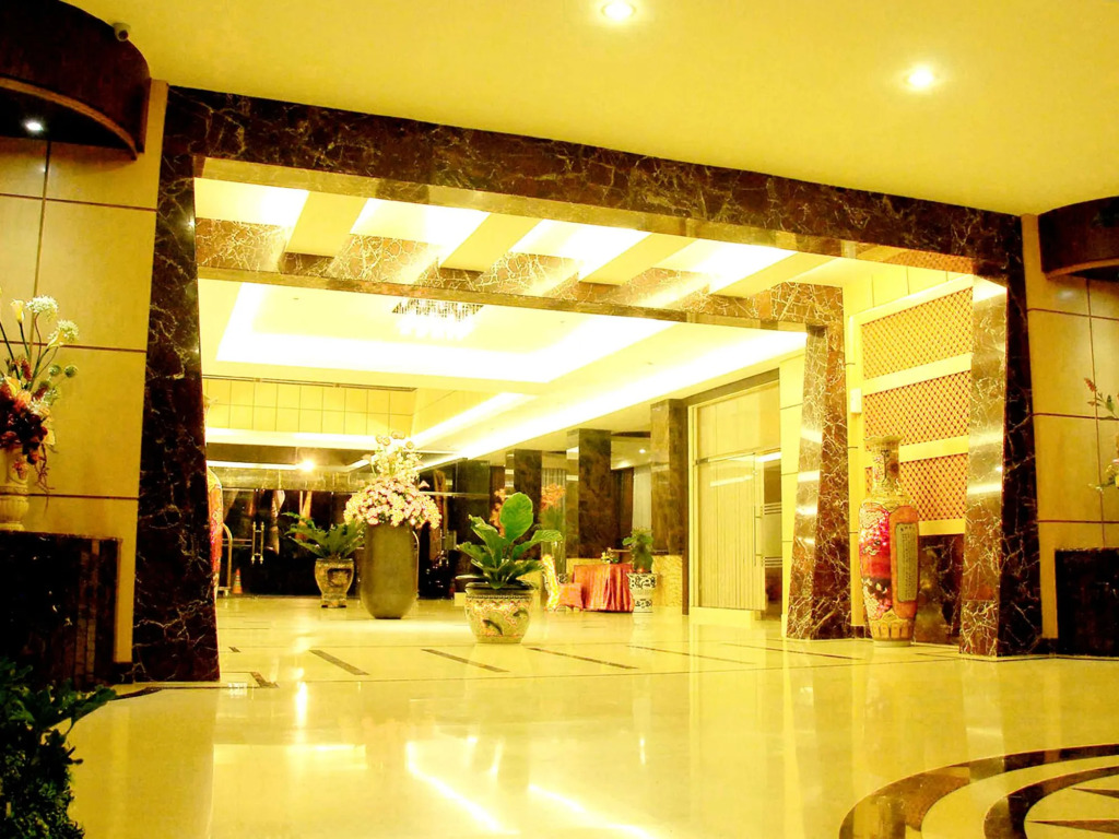 Grand Rocky Hotel Bukittinggi