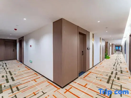 Lifeng Hampton Hotel (Taoxichuan Road)