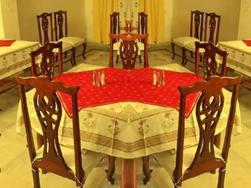 Hotel Shree Niwas