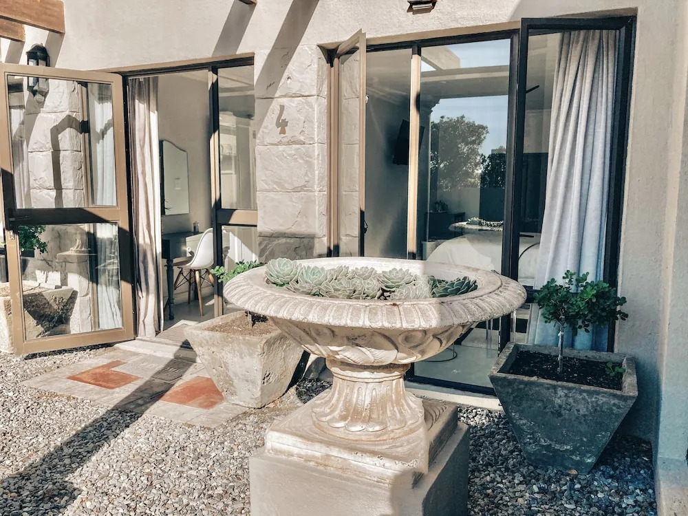 Chateau de Marine Boutique Hotel