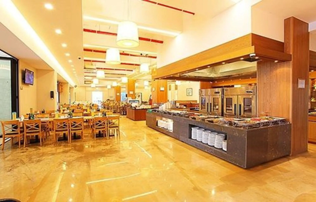 Sunshine Hotel