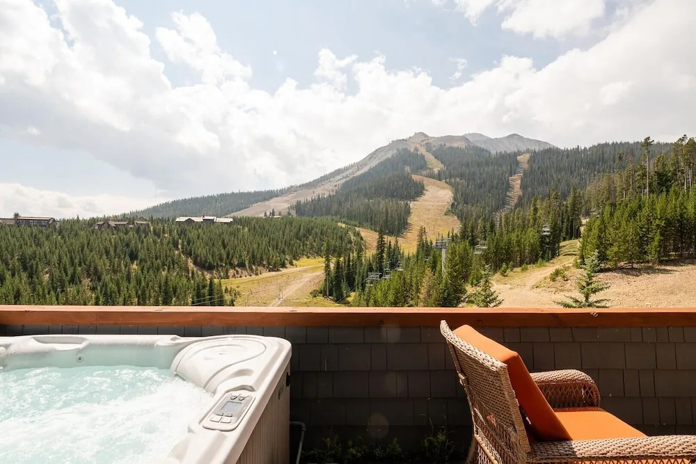 Penthouse 1 3 Bedroom Lodge by Moonlight Basin Lodging