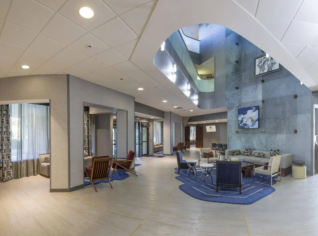 DoubleTree by Hilton Boston-Rockland