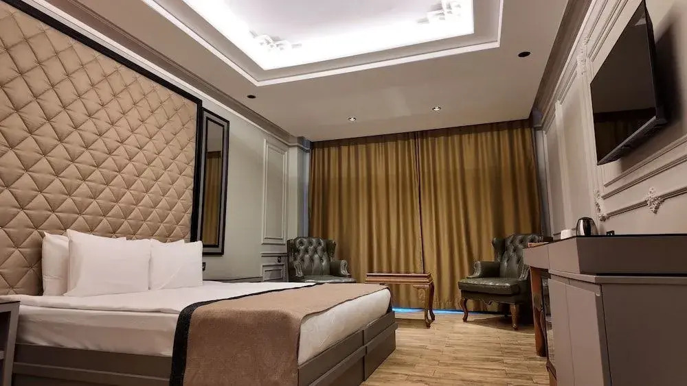 Lala Grand Hotel