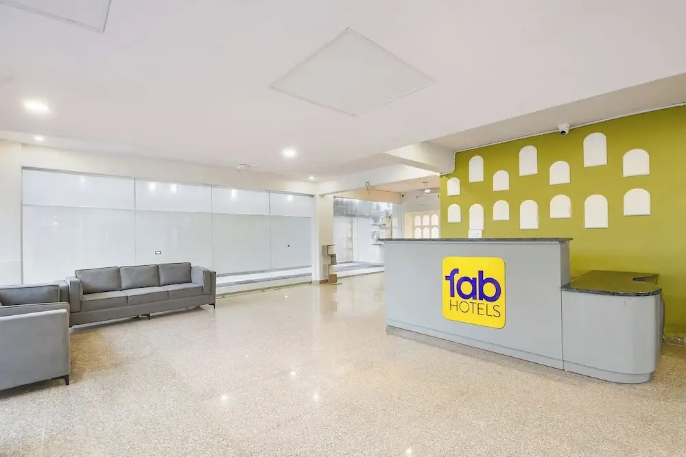 FabHotel Black Pepper- Nr. Batra Heart & Multispecialty Hospital Faridabad