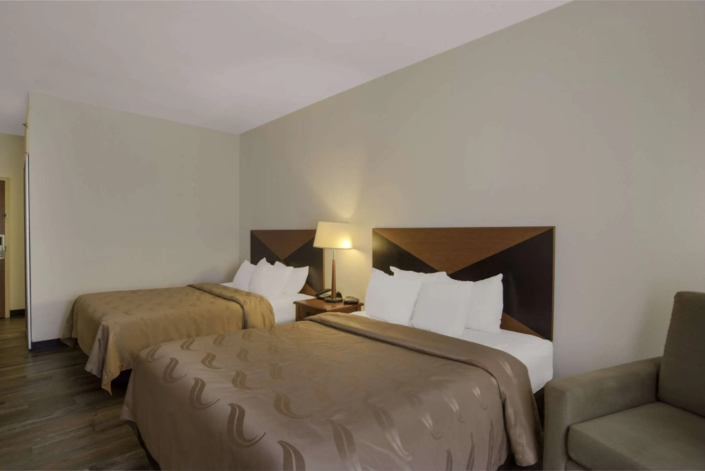 Quality Inn & Suites Chambersburg Northeast