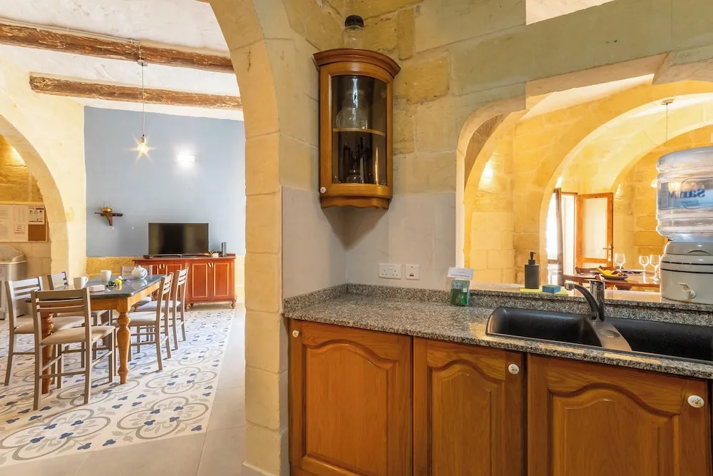 Surwig Gozitan Villa & Pool