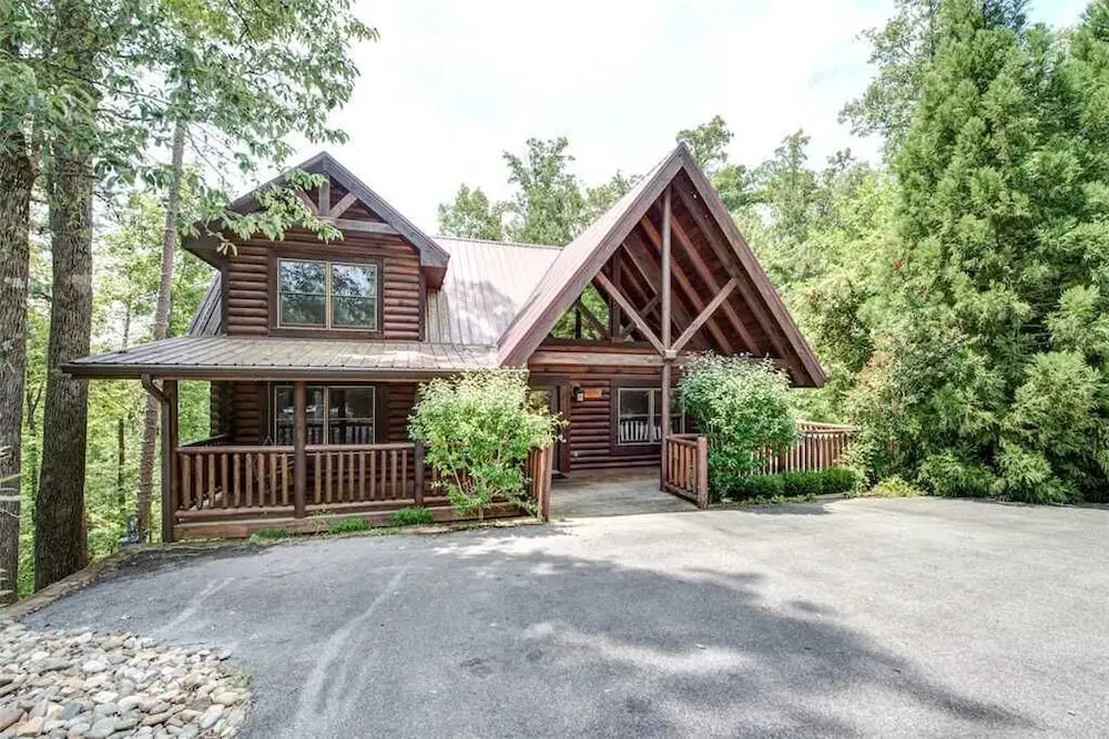 Natural Beauty 2 Bedroom Home with Hot Tub